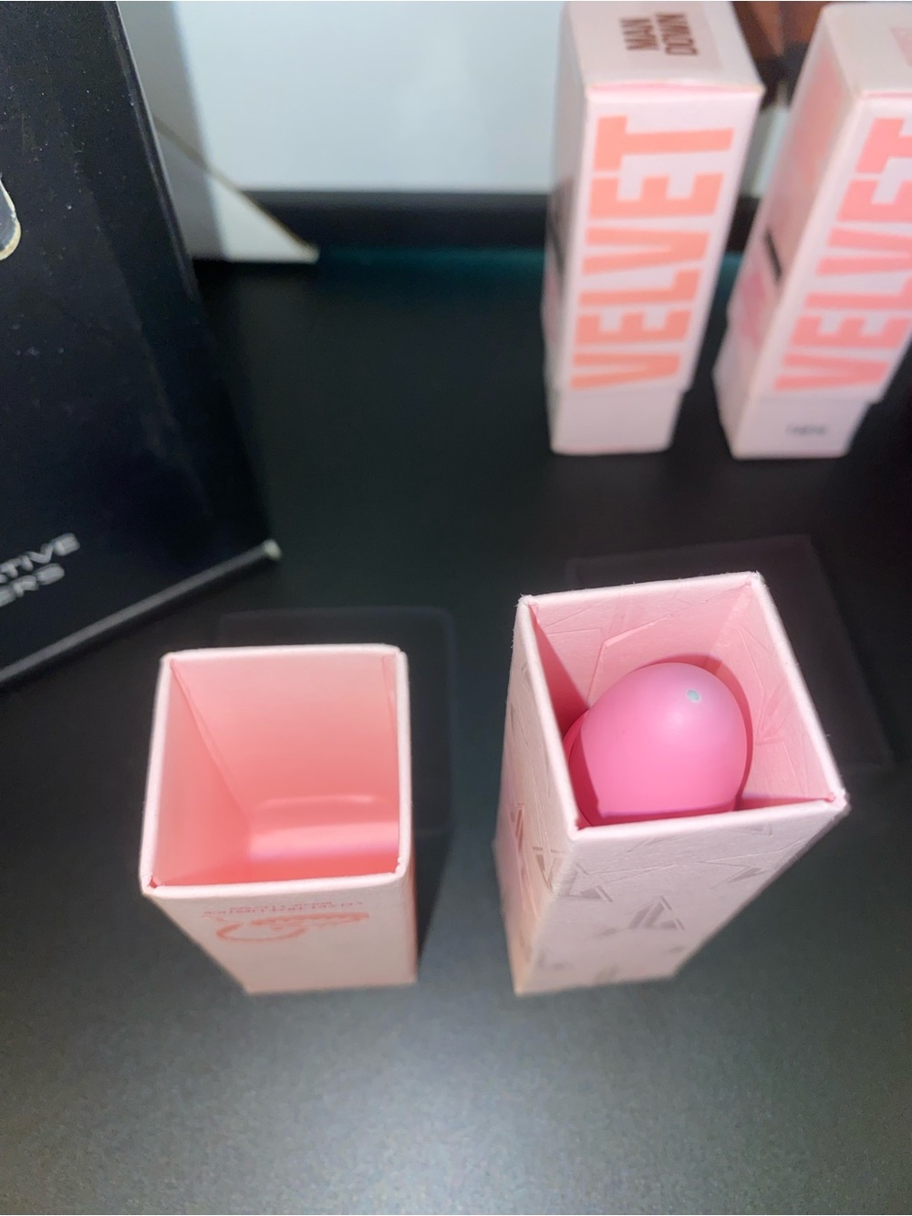 Jeffree Star Ranch Girl Velvet Lipstick - Light Pink - Picture 5 of 9